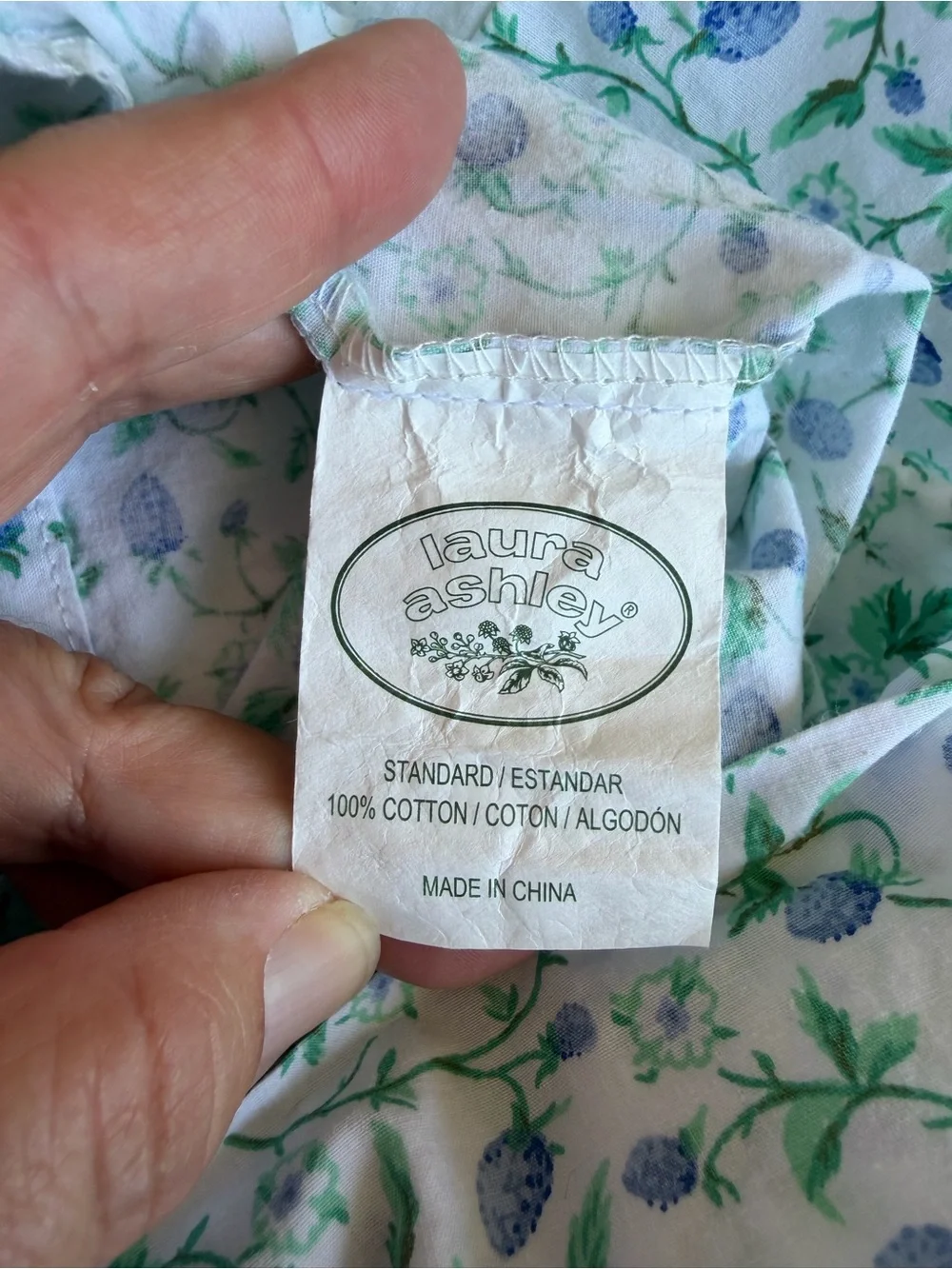 Laura Ashley Bramble Berry Fields 2-Piece Sheet Set Queen 100% Cotton GUC